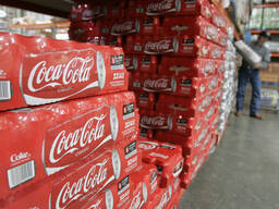 Coca cola 330ml, regular and coke zero