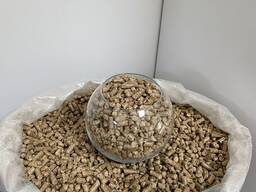LOW ASH WOOD PELLETS