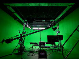 Съемка на хромакей фоне на Кипре